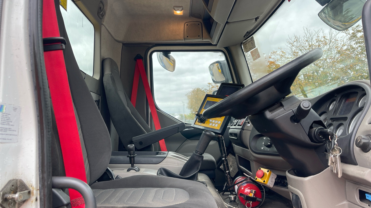 DAF LF 55.220 - Vozidlo na odpratávanie snehu: obrázok 5 DAF LF 55.220 - Vozidlo na odpratávanie snehu: obrázok 5
