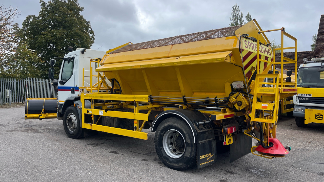 DAF LF 55.220 - Vozidlo na odpratávanie snehu: obrázok 3 DAF LF 55.220 - Vozidlo na odpratávanie snehu: obrázok 3