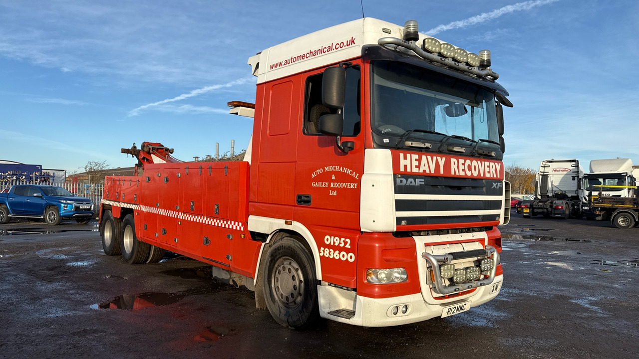 DAF XF 105.460 - Odťahovy voz: obrázok 1 DAF XF 105.460 - Odťahovy voz: obrázok 1