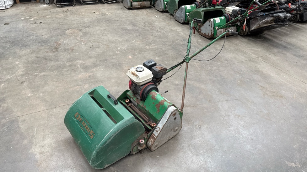 DENNIS FT510 PEDESTRIAN CYLINDER MOWER WITH 5K UNIT AND GRASS BOX - Stavebné zariadenia: obrázok 2 DENNIS FT510 PEDESTRIAN CYLINDER MOWER WITH 5K UNIT AND GRASS BOX - Stavebné zariadenia: obrázok 2