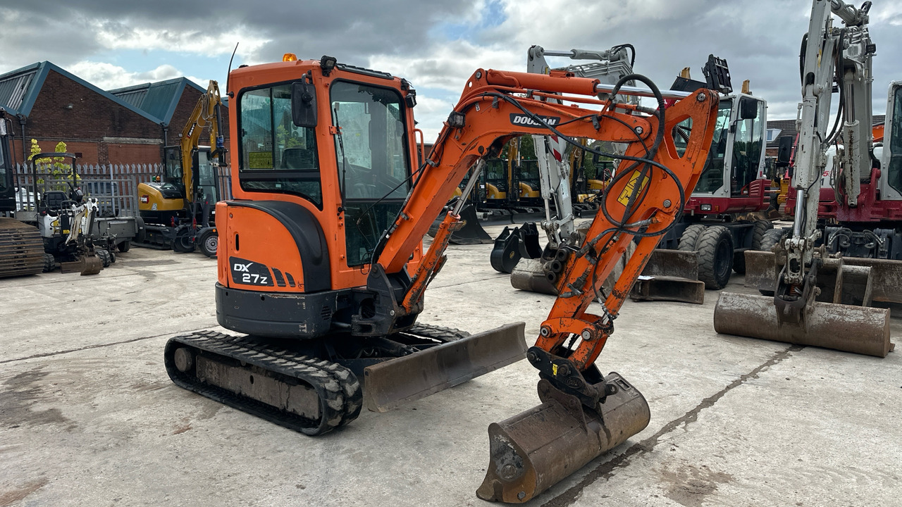 DOOSAN DX27Z - Mini rýpadlo: obrázok 1 DOOSAN DX27Z - Mini rýpadlo: obrázok 1