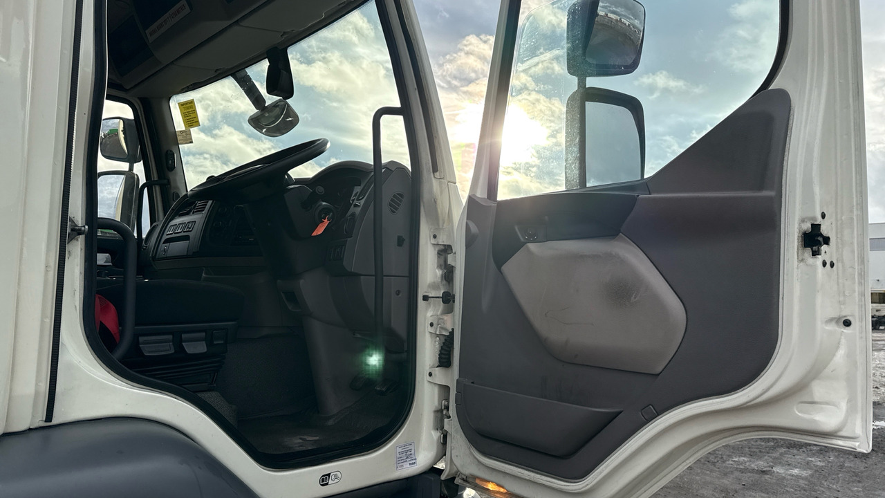 Daf LF 260 - Plachtové nákladné vozidlo: obrázok 5 Daf LF 260 - Plachtové nákladné vozidlo: obrázok 5