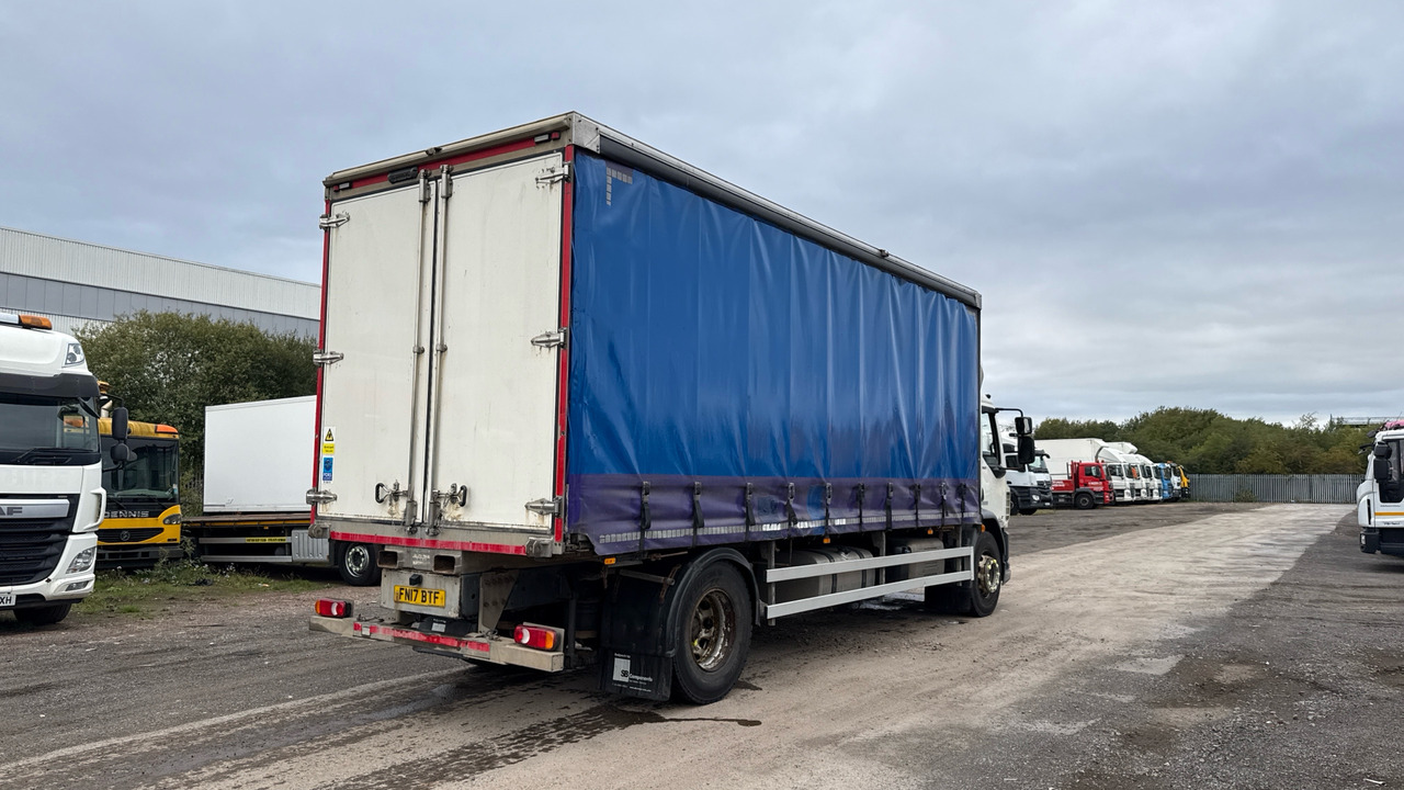 Daf LF 260 - Plachtové nákladné vozidlo: obrázok 4 Daf LF 260 - Plachtové nákladné vozidlo: obrázok 4
