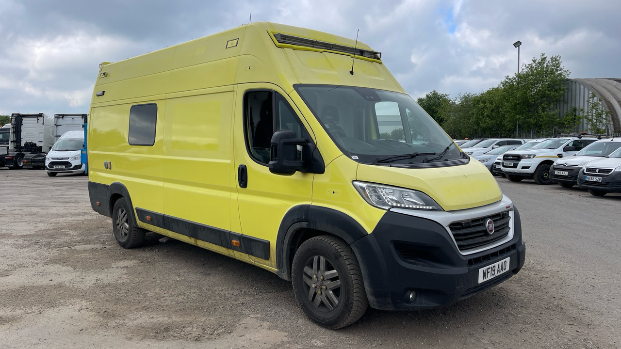 FIAT DUCATO 2.3 Multijet 180PS - Sanitka: obrázok 1 FIAT DUCATO 2.3 Multijet 180PS - Sanitka: obrázok 1