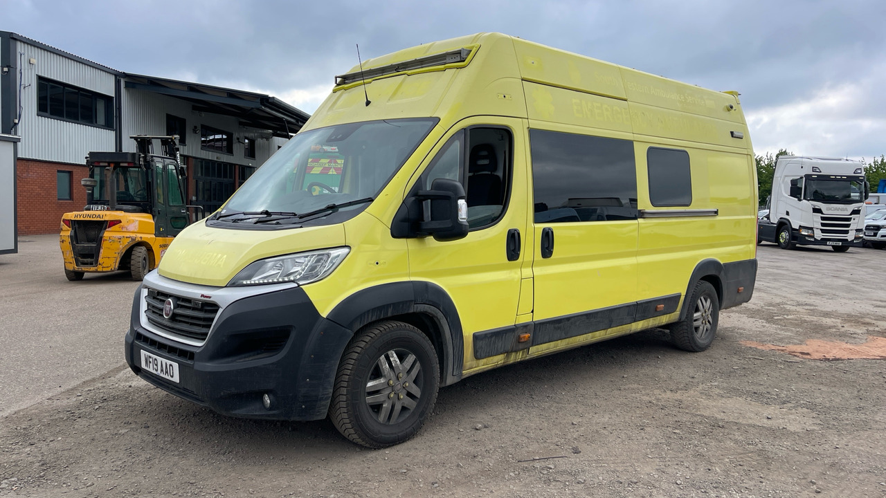 FIAT DUCATO 2.3 Multijet 180PS - Sanitka: obrázok 2 FIAT DUCATO 2.3 Multijet 180PS - Sanitka: obrázok 2