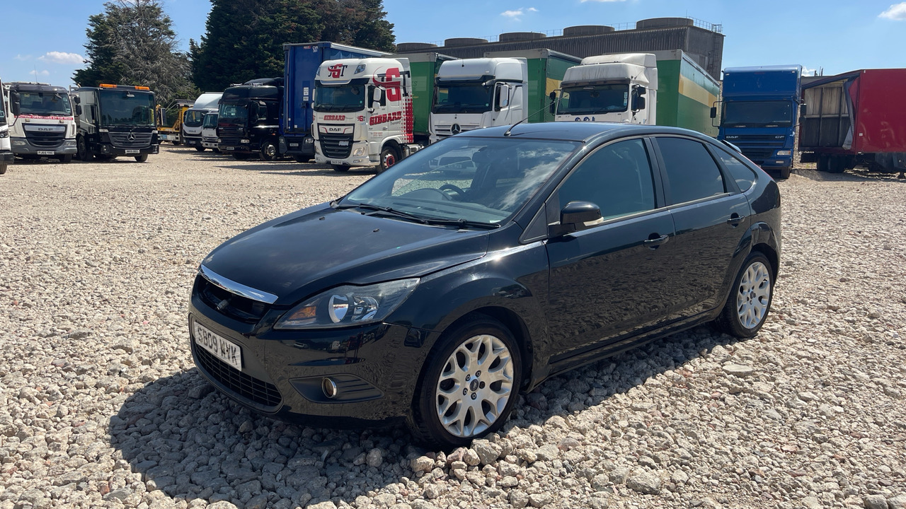 FORD FOCUS 115 1.8 TDCI - Hatchback: obrázok 2 FORD FOCUS 115 1.8 TDCI - Hatchback: obrázok 2