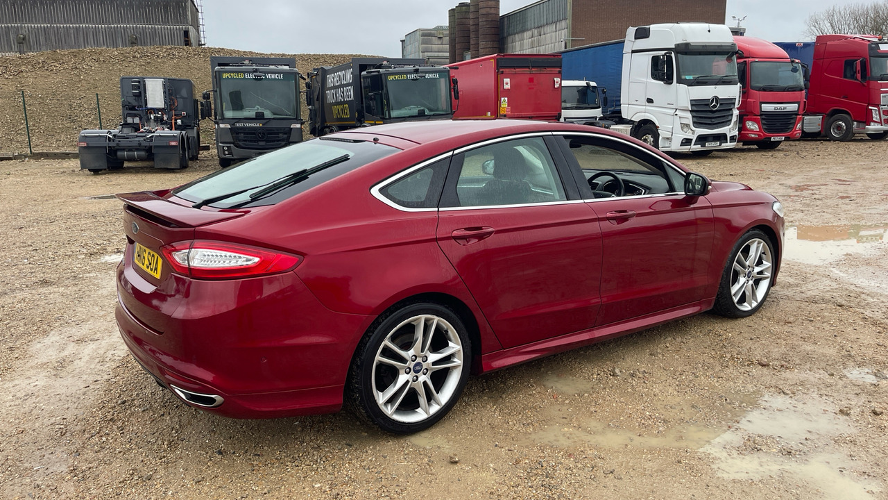 FORD MONDEO 2.0 TDCi 180PS - Hatchback: obrázok 4 FORD MONDEO 2.0 TDCi 180PS - Hatchback: obrázok 4