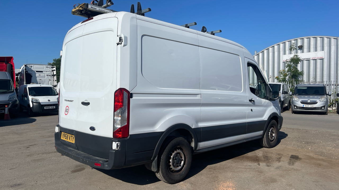 FORD TRANSIT 350 2.0 TDCi 105PS - Furgon: obrázok 4 FORD TRANSIT 350 2.0 TDCi 105PS - Furgon: obrázok 4