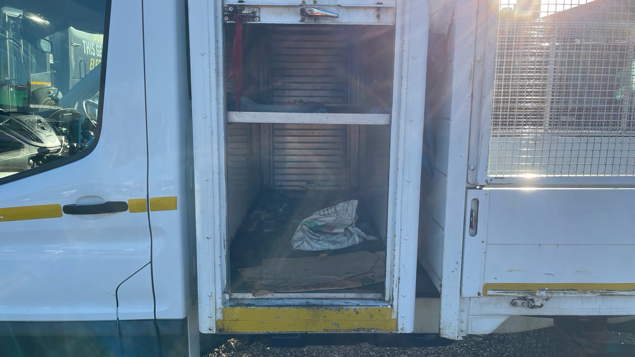 Dodávka sklápač FORD TRANSIT 350 2.2 TDCi 125ps: obrázok 20