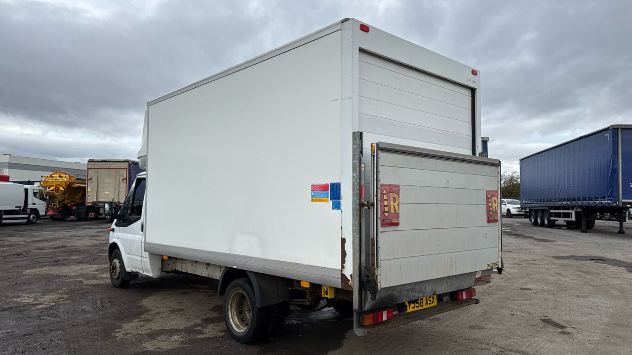 FORD TRANSIT 350 2.4 TDCi 115ps - Furgon: obrázok 3 FORD TRANSIT 350 2.4 TDCi 115ps - Furgon: obrázok 3