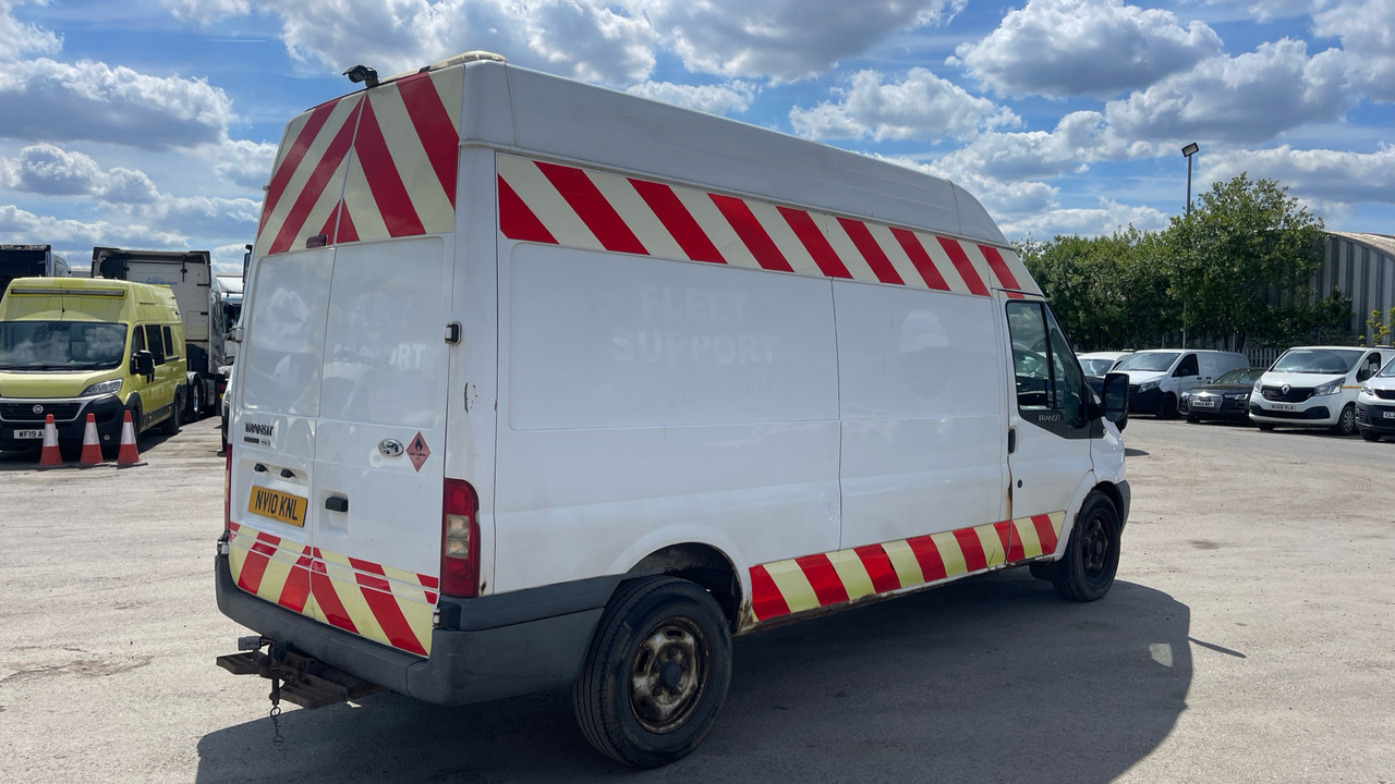 FORD TRANSIT 350 TDCi 140PS - Furgon: obrázok 4 FORD TRANSIT 350 TDCi 140PS - Furgon: obrázok 4