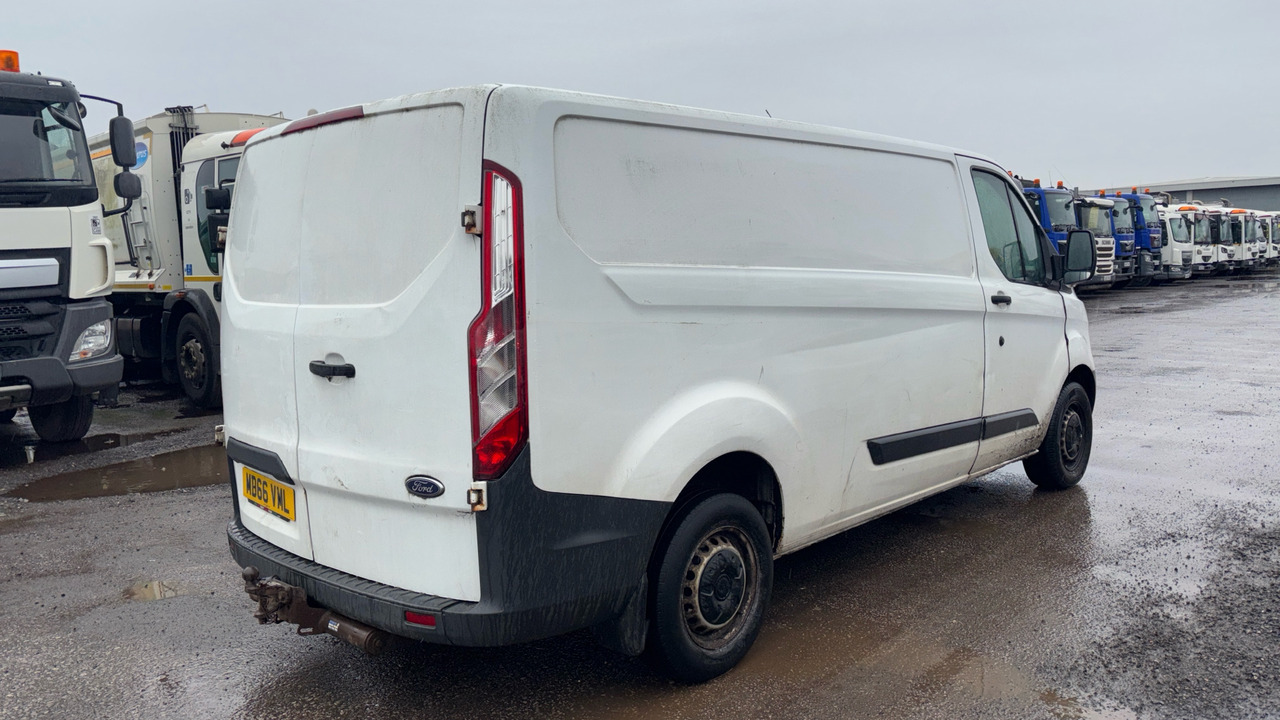 FORD TRANSIT CUSTOM 290 2.0 TDCi 130ps - Malá dodávka: obrázok 4 FORD TRANSIT CUSTOM 290 2.0 TDCi 130ps - Malá dodávka: obrázok 4