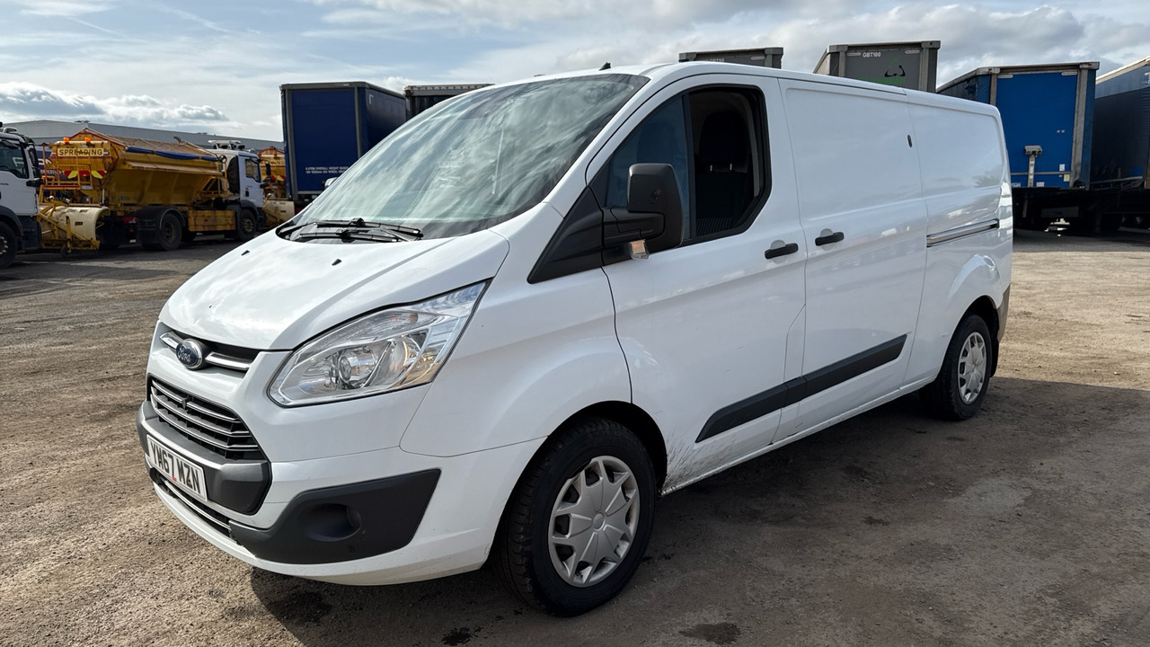 FORD TRANSIT CUSTOM 340 2.0 TDCi 130ps - Malá dodávka: obrázok 2 FORD TRANSIT CUSTOM 340 2.0 TDCi 130ps - Malá dodávka: obrázok 2