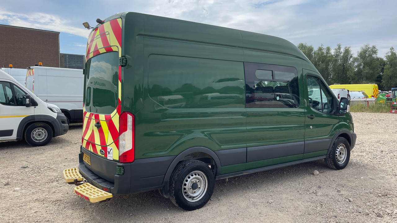 Ford Transit 350 2.0 TDCI 130PS - Furgon: obrázok 4 Ford Transit 350 2.0 TDCI 130PS - Furgon: obrázok 4