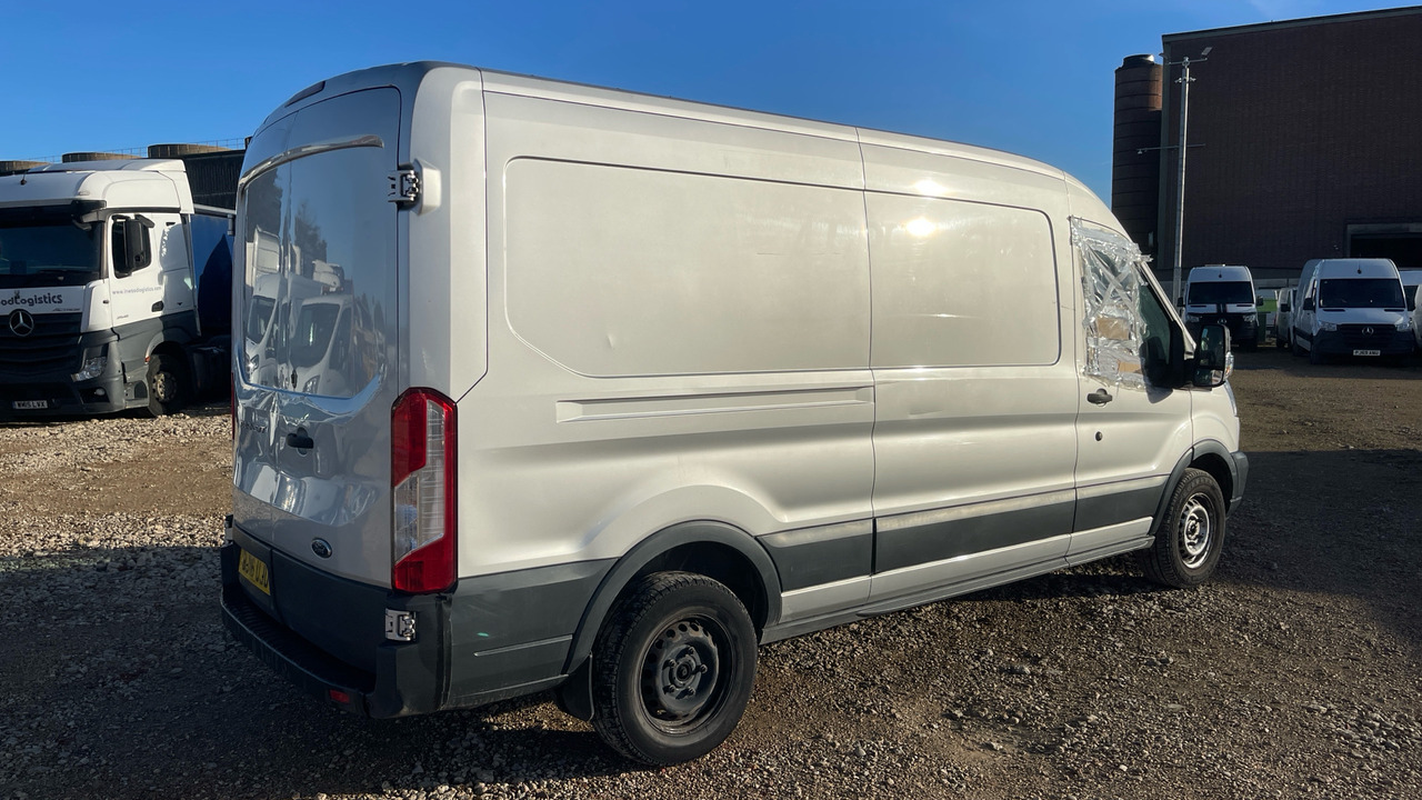 Ford Transit 350 TREND 2.2 TDCi 125ps - Furgon: obrázok 4 Ford Transit 350 TREND 2.2 TDCi 125ps - Furgon: obrázok 4
