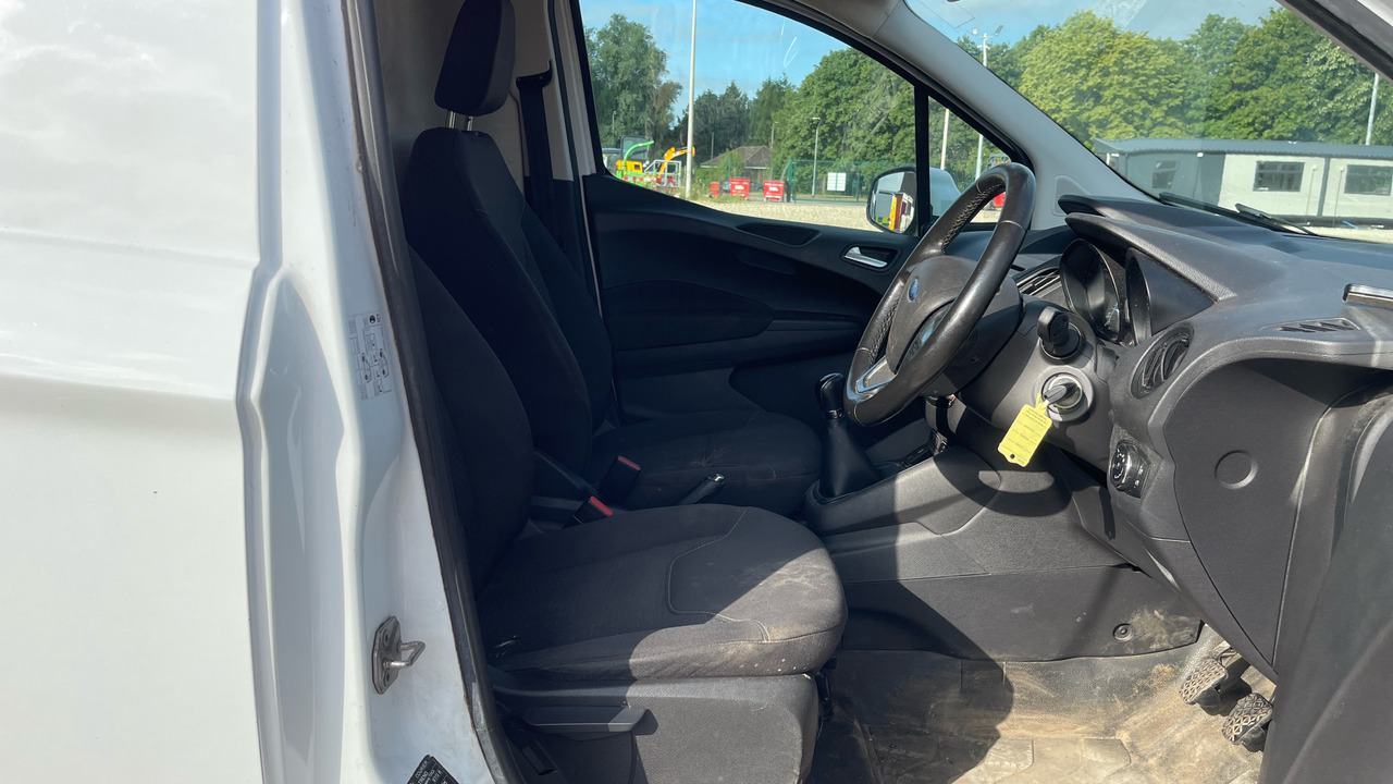 Ford Transit Courier 1.5 TDCI 95PS - Malá dodávka: obrázok 5 Ford Transit Courier 1.5 TDCI 95PS - Malá dodávka: obrázok 5