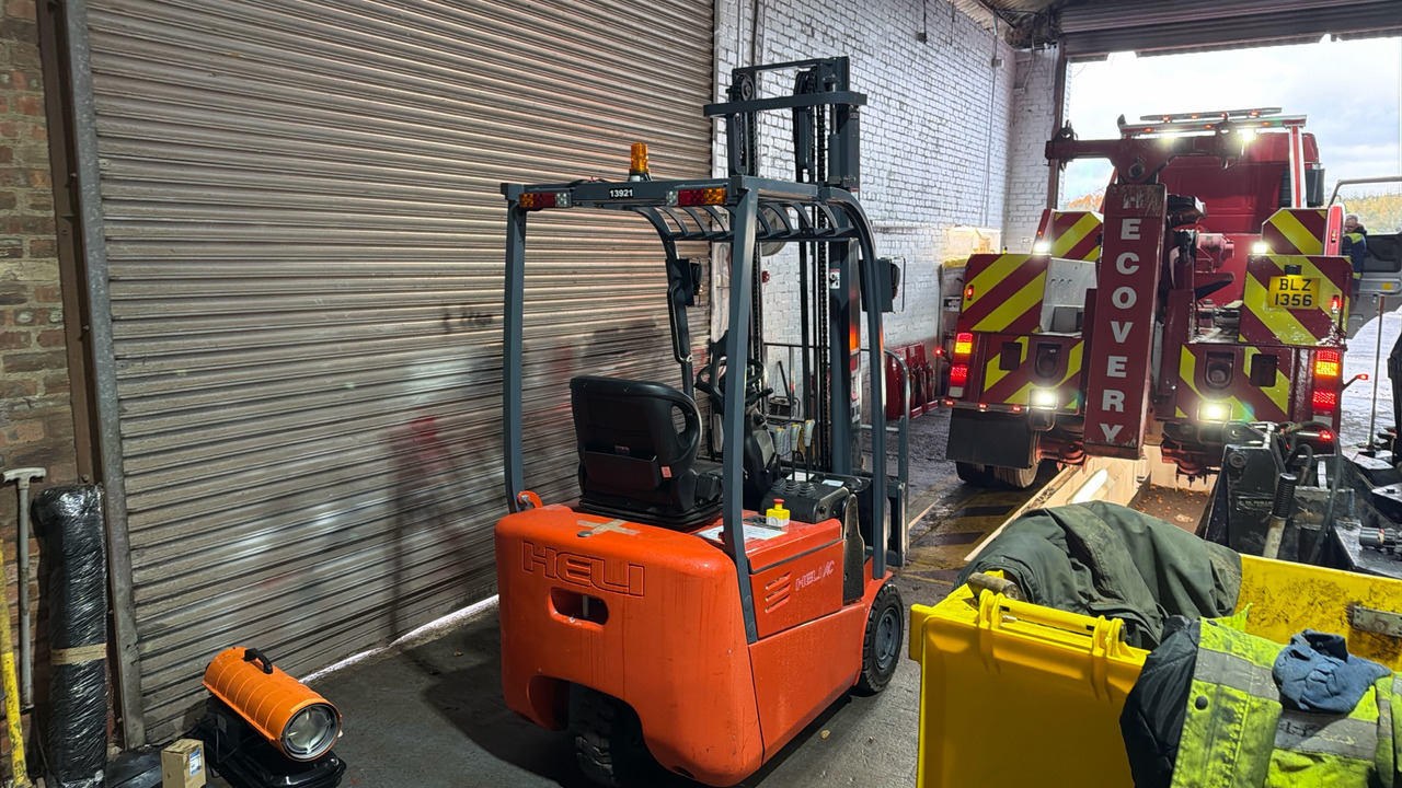 HELI FB315 - Závesný vysokozdvižný vozík: obrázok 4 HELI FB315 - Závesný vysokozdvižný vozík: obrázok 4