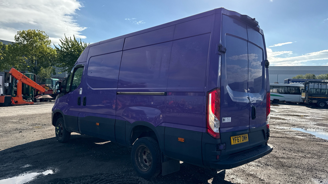 IVECO DAILY 50-150 - Furgon: obrázok 3 IVECO DAILY 50-150 - Furgon: obrázok 3