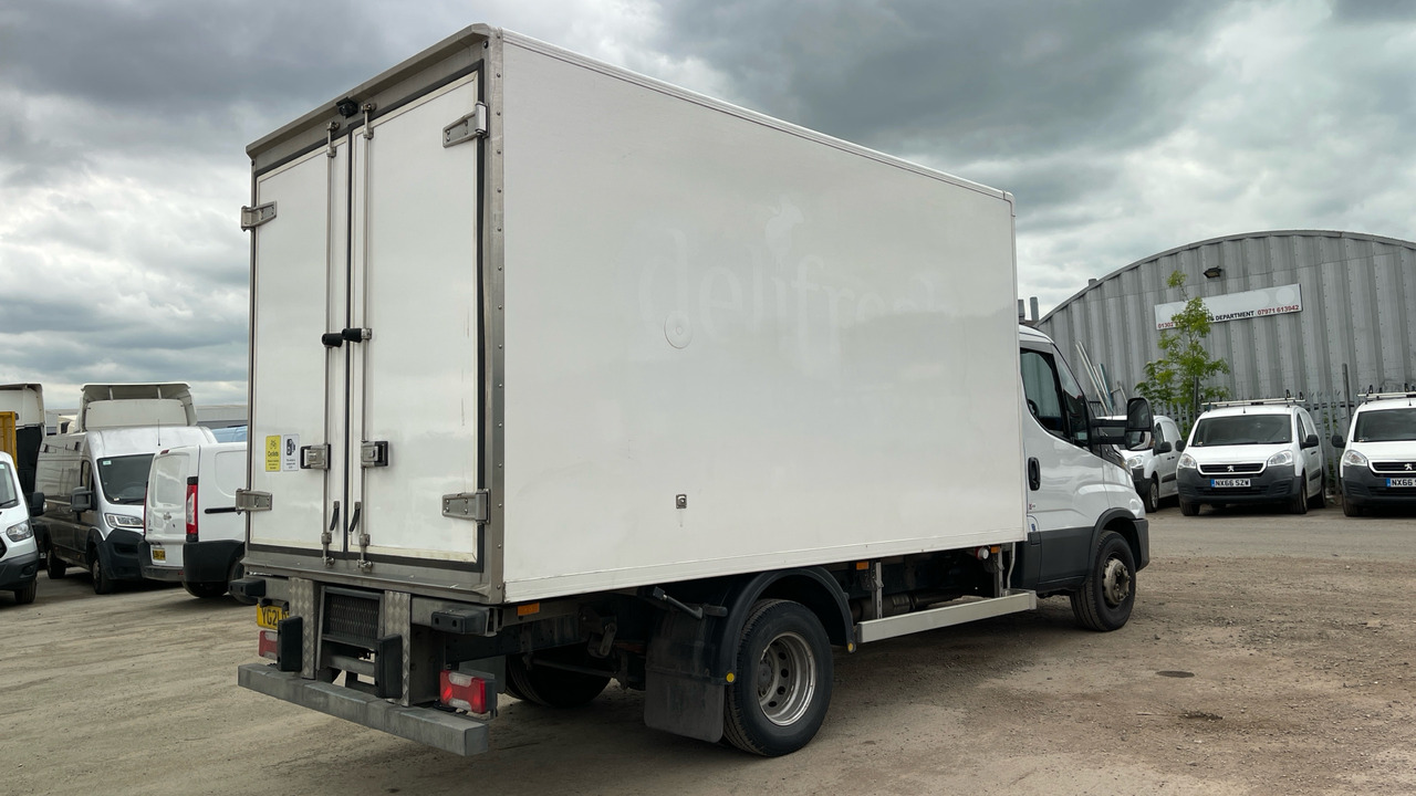 IVECO DAILY 72-180 - Chladirenské nákladné vozidlo: obrázok 4 IVECO DAILY 72-180 - Chladirenské nákladné vozidlo: obrázok 4