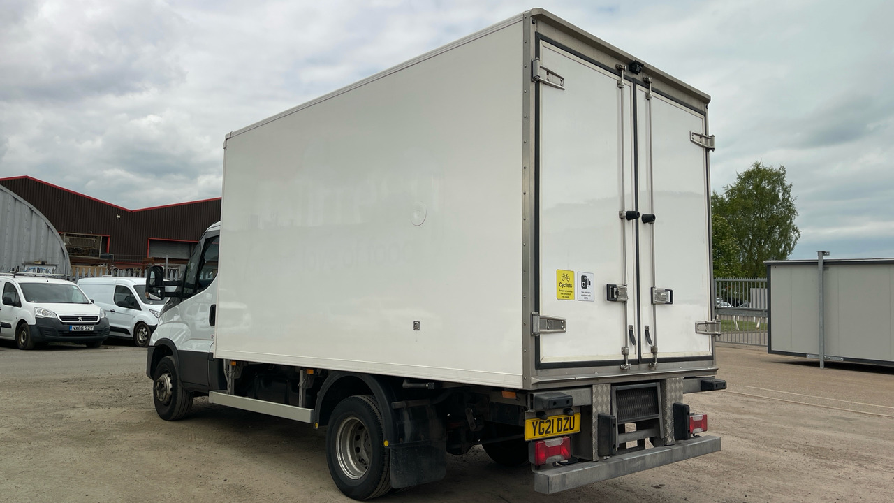 IVECO DAILY 72-180 - Chladirenské nákladné vozidlo: obrázok 3 IVECO DAILY 72-180 - Chladirenské nákladné vozidlo: obrázok 3