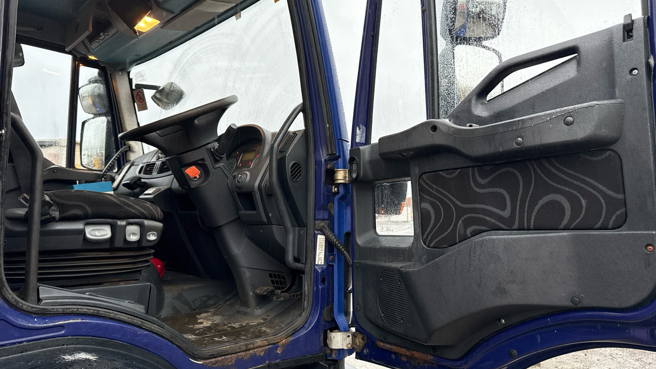 IVECO EUROCARGO 180E - Sklápač, Auto s hydraulickou rukou: obrázok 5 IVECO EUROCARGO 180E - Sklápač, Auto s hydraulickou rukou: obrázok 5