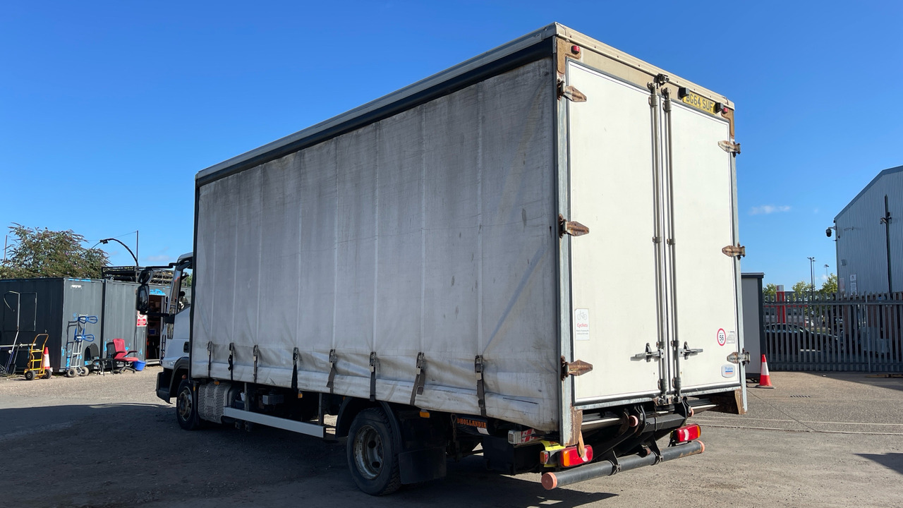 IVECO EUROCARGO 75E - Plachtové nákladné vozidlo: obrázok 3 IVECO EUROCARGO 75E - Plachtové nákladné vozidlo: obrázok 3
