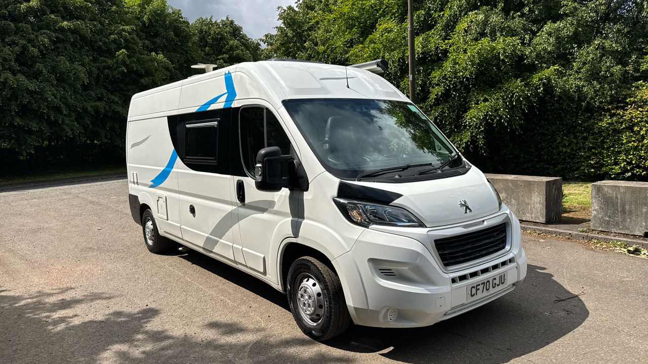 PEUGEOT BOXER 335 2.2 BLUEHDI PROFESSIONAL 140PS - Iné stroje: obrázok 1 PEUGEOT BOXER 335 2.2 BLUEHDI PROFESSIONAL 140PS - Iné stroje: obrázok 1