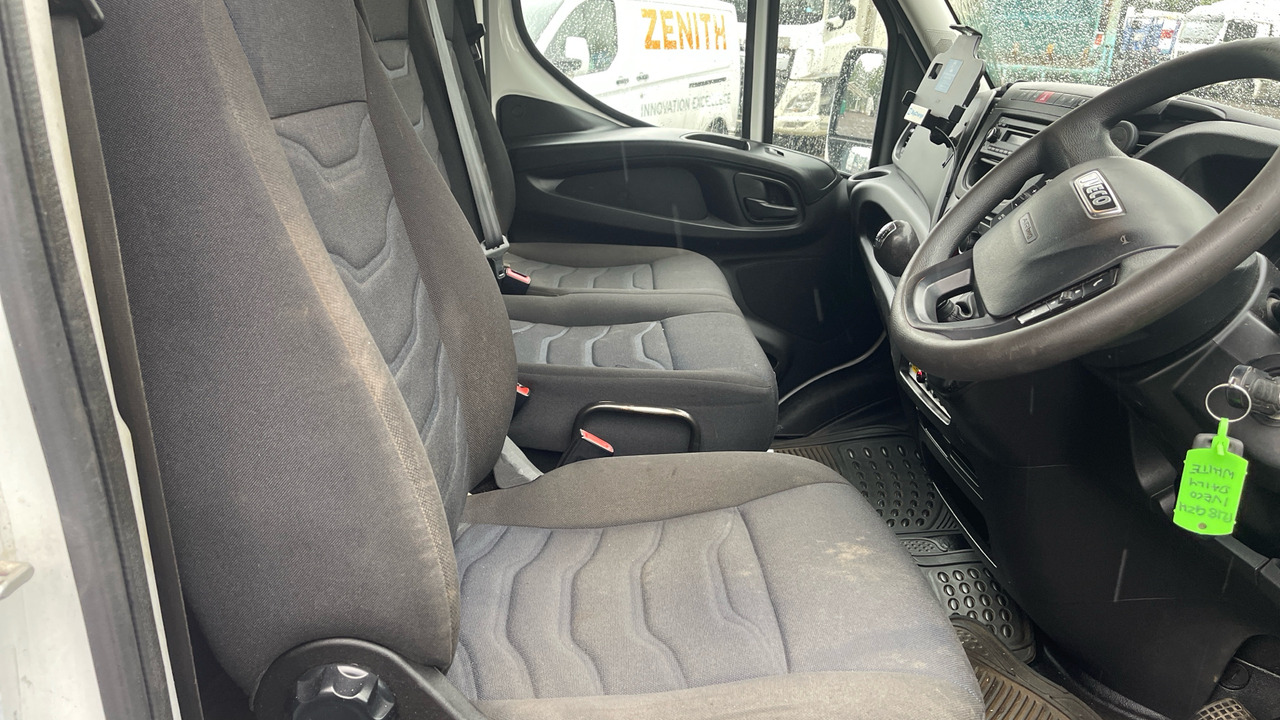 Iveco Daily 35-120 - Furgon: obrázok 5 Iveco Daily 35-120 - Furgon: obrázok 5