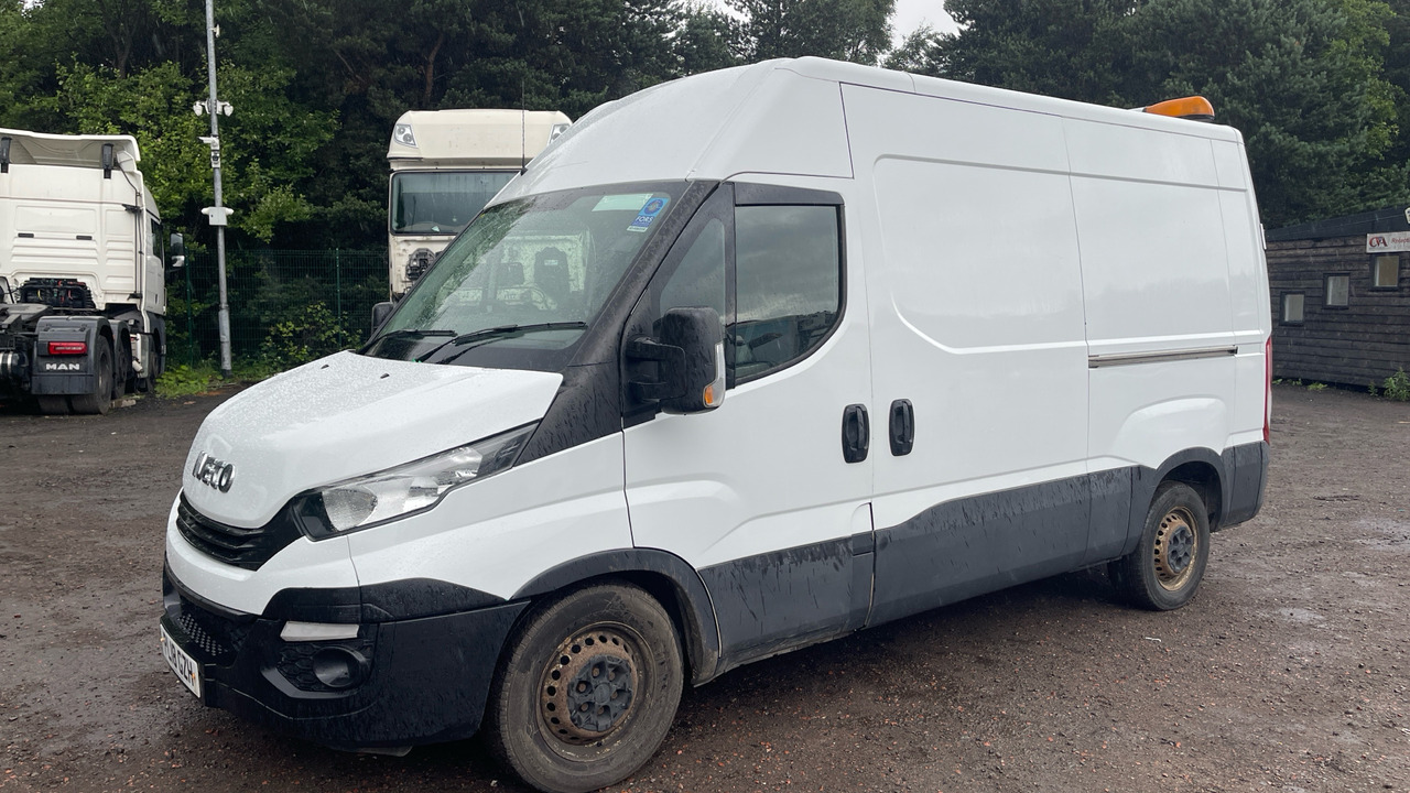 Iveco Daily 35-120 - Furgon: obrázok 2 Iveco Daily 35-120 - Furgon: obrázok 2
