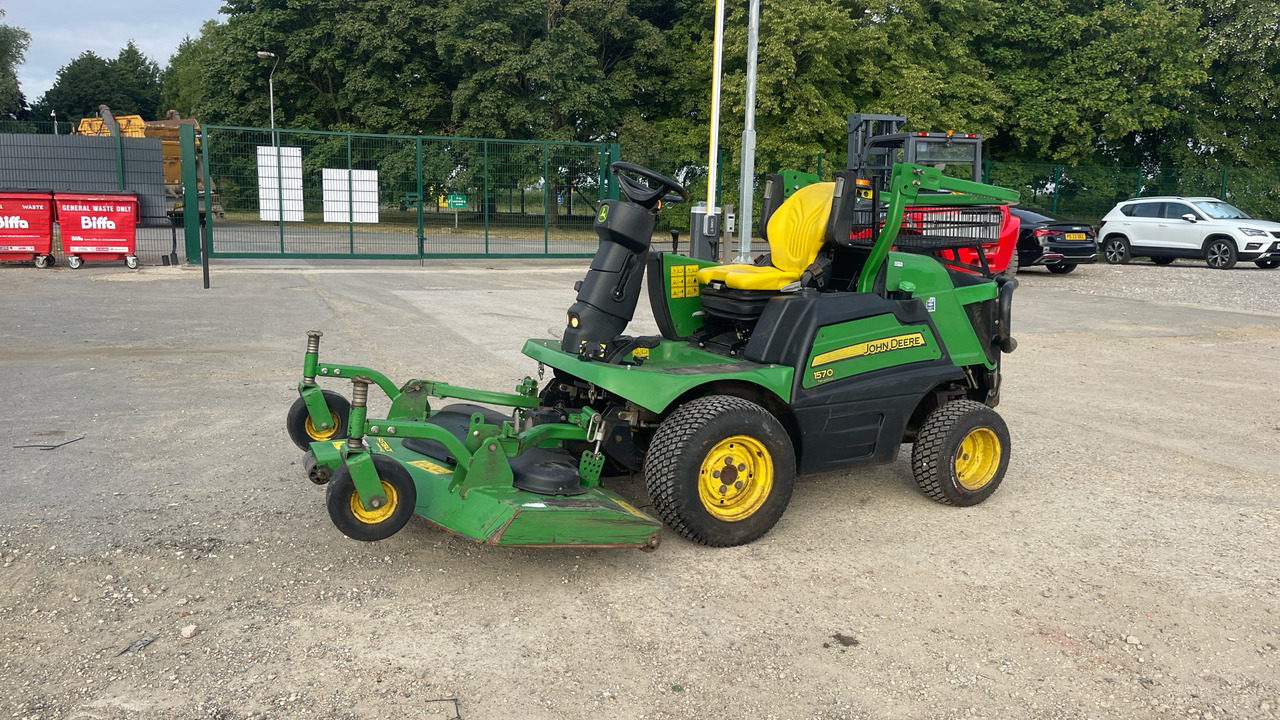 JOHN DEERE 1570 1570 - Záhradná kosačka: obrázok 2 JOHN DEERE 1570 1570 - Záhradná kosačka: obrázok 2