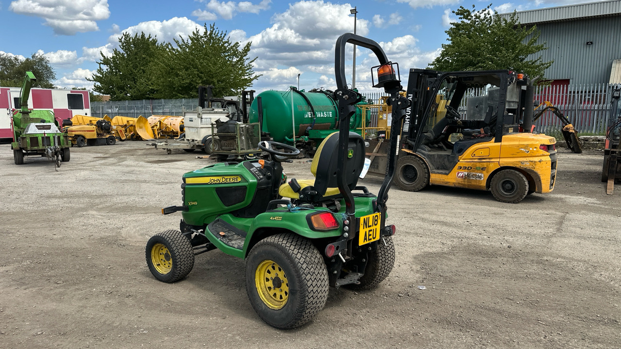 JOHN DEERE X949 - Záhradná kosačka: obrázok 3 JOHN DEERE X949 - Záhradná kosačka: obrázok 3