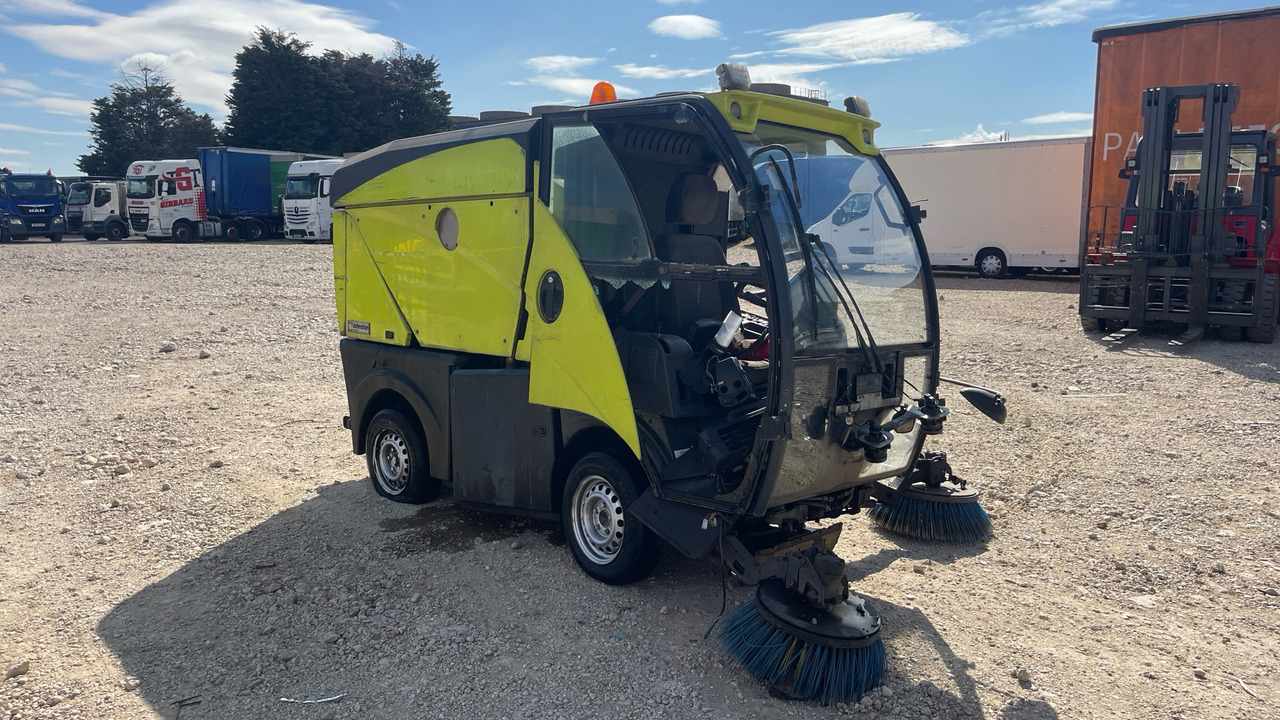 JOHNSTON  - Zametacie vozidlo: obrázok 2 JOHNSTON  - Zametacie vozidlo: obrázok 2