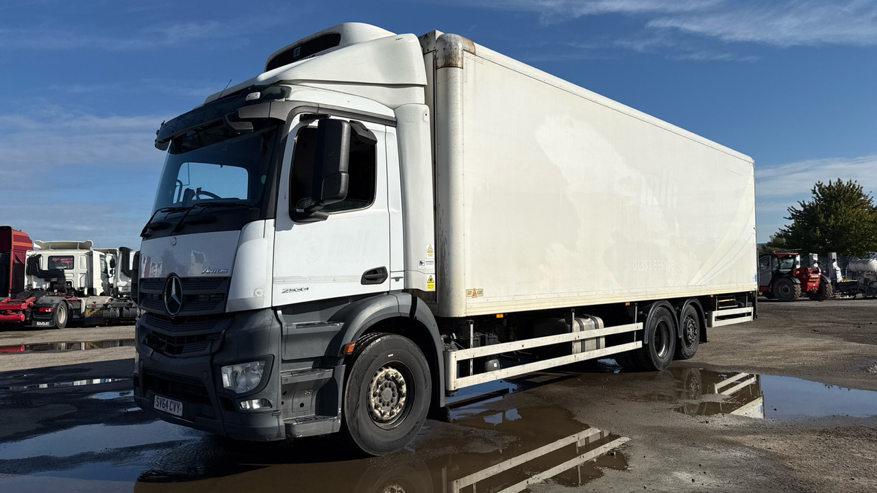 MERCEDES-BENZ ANTOS 2533 - Chladirenské nákladné vozidlo: obrázok 2 MERCEDES-BENZ ANTOS 2533 - Chladirenské nákladné vozidlo: obrázok 2