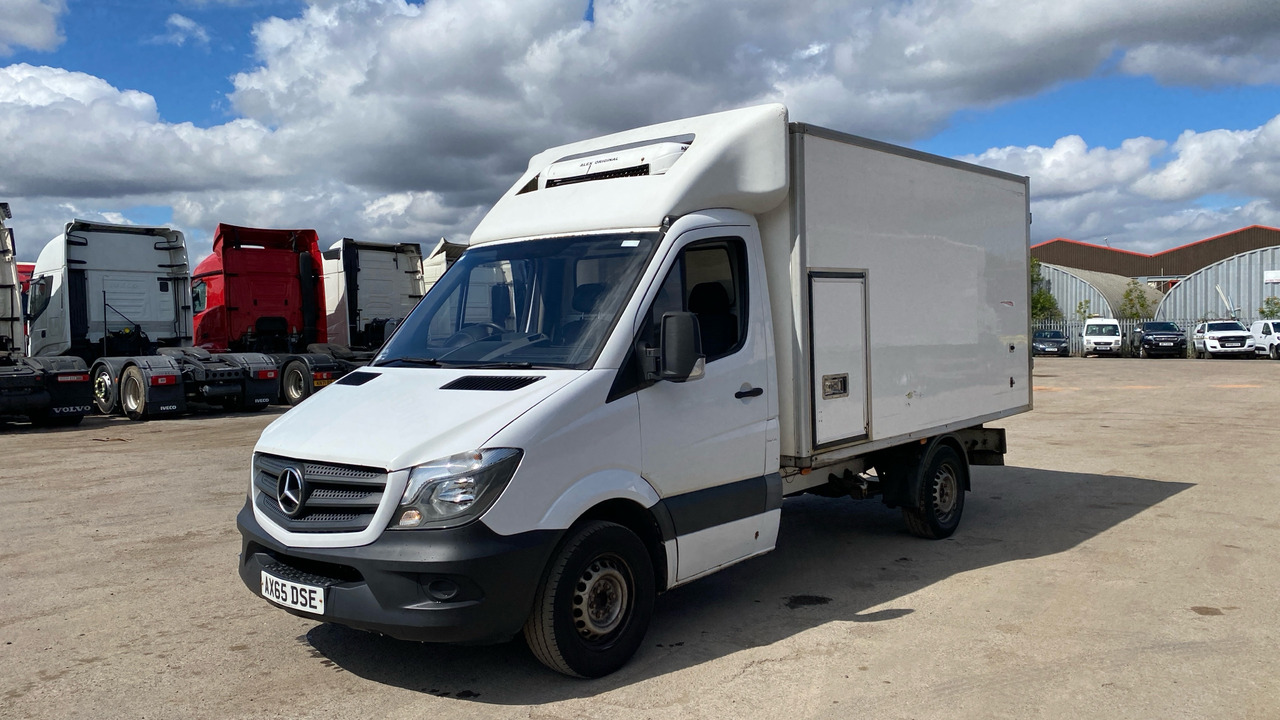 MERCEDES-BENZ SPRINTER 313 CDI - Chladiarenská dodávka: obrázok 2 MERCEDES-BENZ SPRINTER 313 CDI - Chladiarenská dodávka: obrázok 2