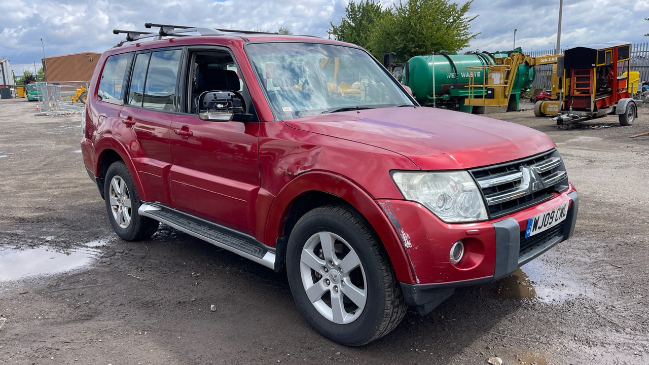 MITSUBISHI SHOGUN 3.2 DI-DC ELEGANCE - SUV: obrázok 1 MITSUBISHI SHOGUN 3.2 DI-DC ELEGANCE - SUV: obrázok 1