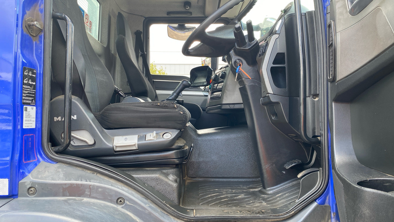 Man TGM 18.250 - Valníkový/ Plošinový nákladný automobil, Auto s hydraulickou rukou: obrázok 5 Man TGM 18.250 - Valníkový/ Plošinový nákladný automobil, Auto s hydraulickou rukou: obrázok 5
