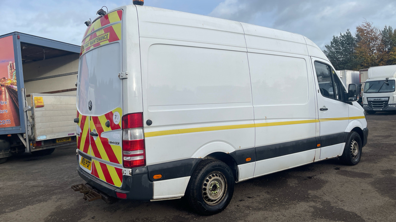 Mercedes-Benz Sprinter 314 2.2 CDI - Furgon: obrázok 4 Mercedes-Benz Sprinter 314 2.2 CDI - Furgon: obrázok 4
