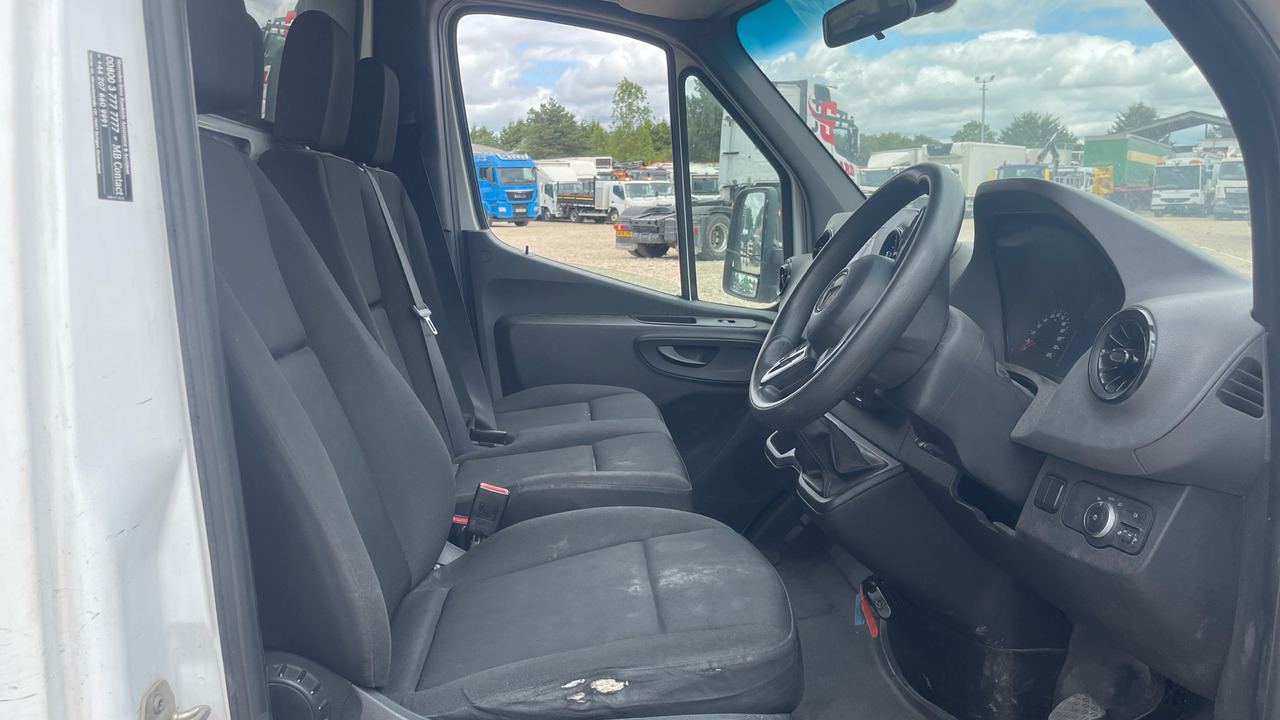 Mercedes-Benz Sprinter 314 CDI - Plachtová dodávka: obrázok 5 Mercedes-Benz Sprinter 314 CDI - Plachtová dodávka: obrázok 5