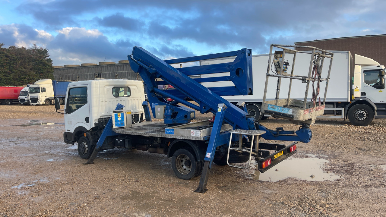 NISSAN CABSTAR 35.14 - Automobilová plošina: obrázok 3 NISSAN CABSTAR 35.14 - Automobilová plošina: obrázok 3