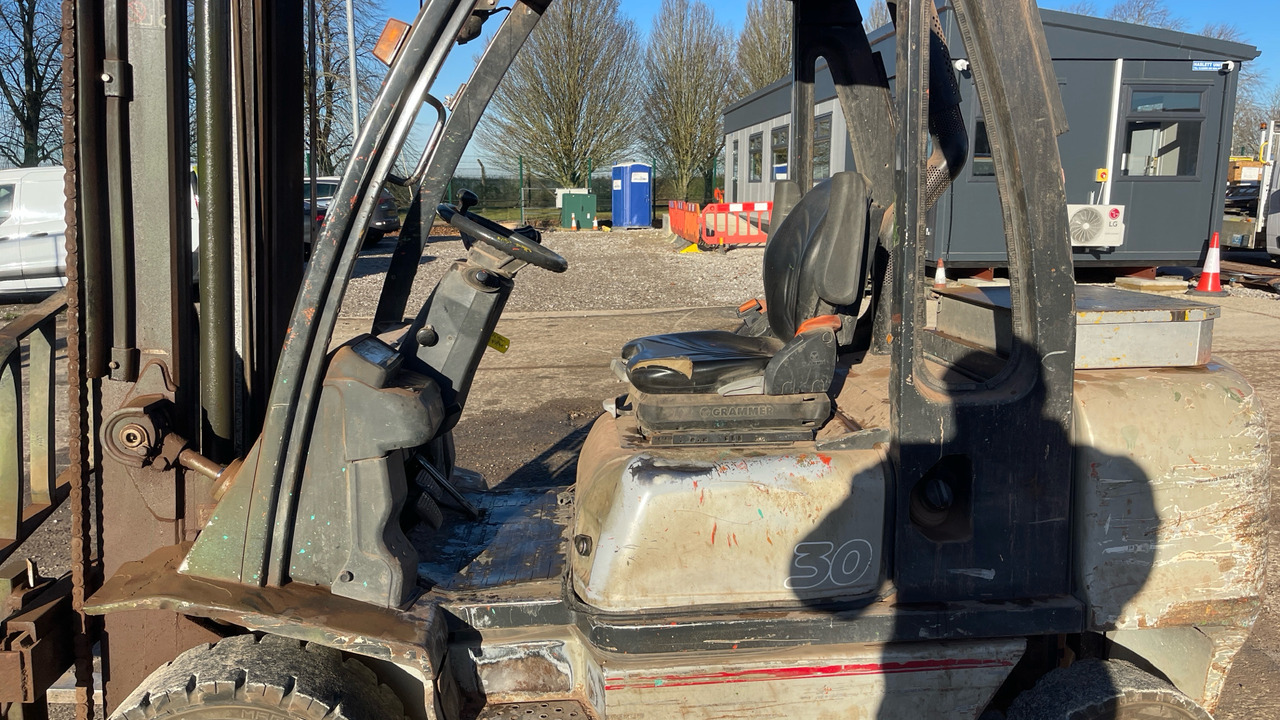 NISSAN G1D2A30Q - Dieselový vysokozdvižný vozík: obrázok 5 NISSAN G1D2A30Q - Dieselový vysokozdvižný vozík: obrázok 5