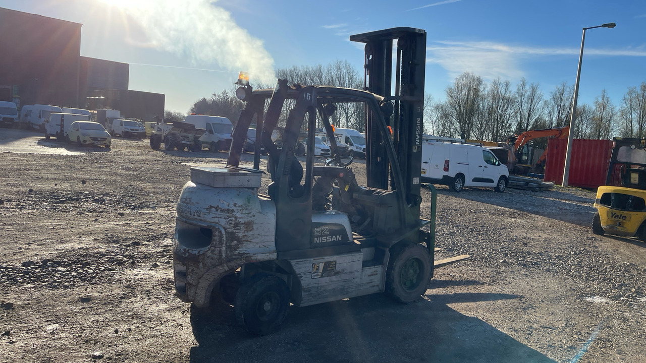 NISSAN YG1D2A320 - Dieselový vysokozdvižný vozík: obrázok 3 NISSAN YG1D2A320 - Dieselový vysokozdvižný vozík: obrázok 3