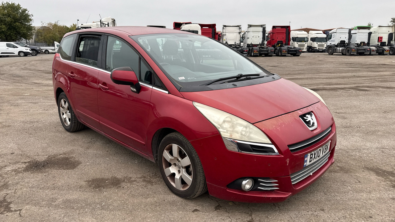 PEUGEOT 5008 2.0 HDI 150PS - Automobil: obrázok 1 PEUGEOT 5008 2.0 HDI 150PS - Automobil: obrázok 1