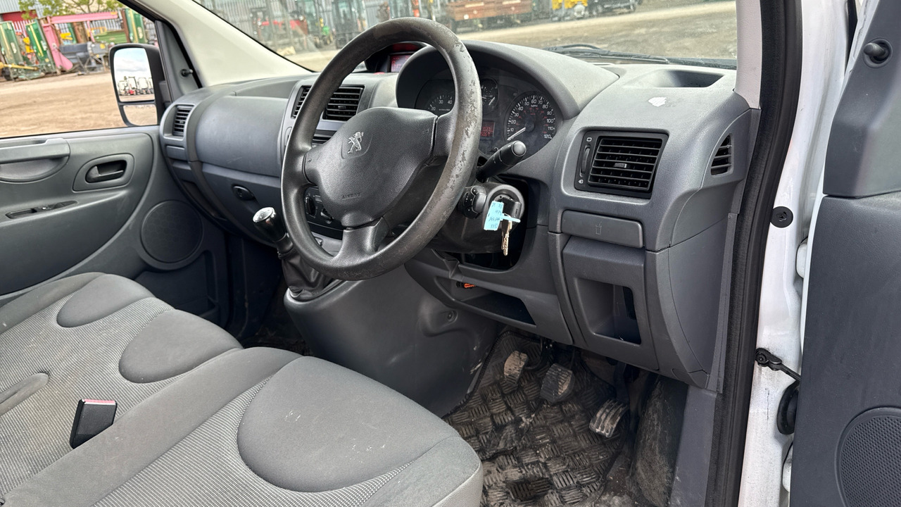 PEUGEOT EXPERT 1000 1.6 HDI 90PS - Malá dodávka: obrázok 5 PEUGEOT EXPERT 1000 1.6 HDI 90PS - Malá dodávka: obrázok 5