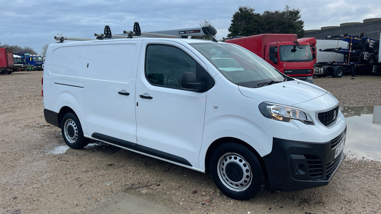 Furgon PEUGEOT EXPERT PROFESSIONAL 1.5 BLUEHDI 100PS: obrázok 1