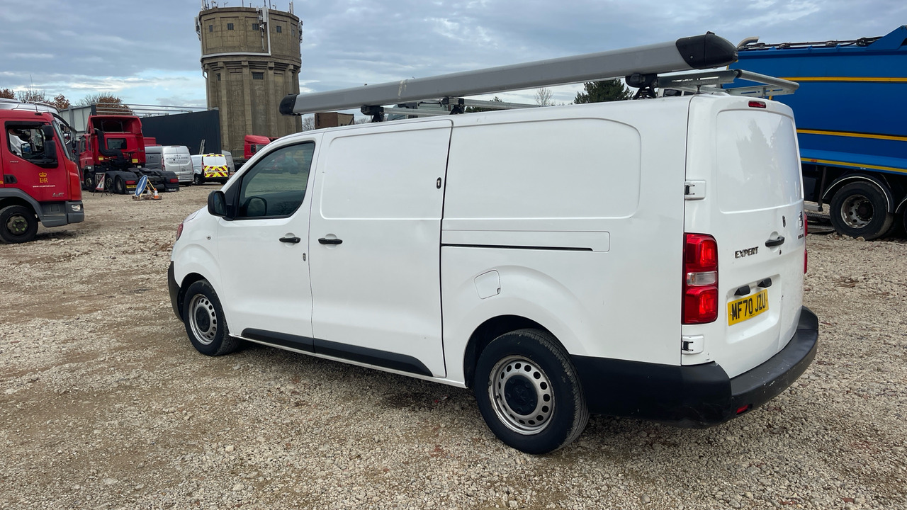 PEUGEOT EXPERT PROFESSIONAL 1200 1.5 BLUE HDI 100PS - Malá dodávka: obrázok 3 PEUGEOT EXPERT PROFESSIONAL 1200 1.5 BLUE HDI 100PS - Malá dodávka: obrázok 3