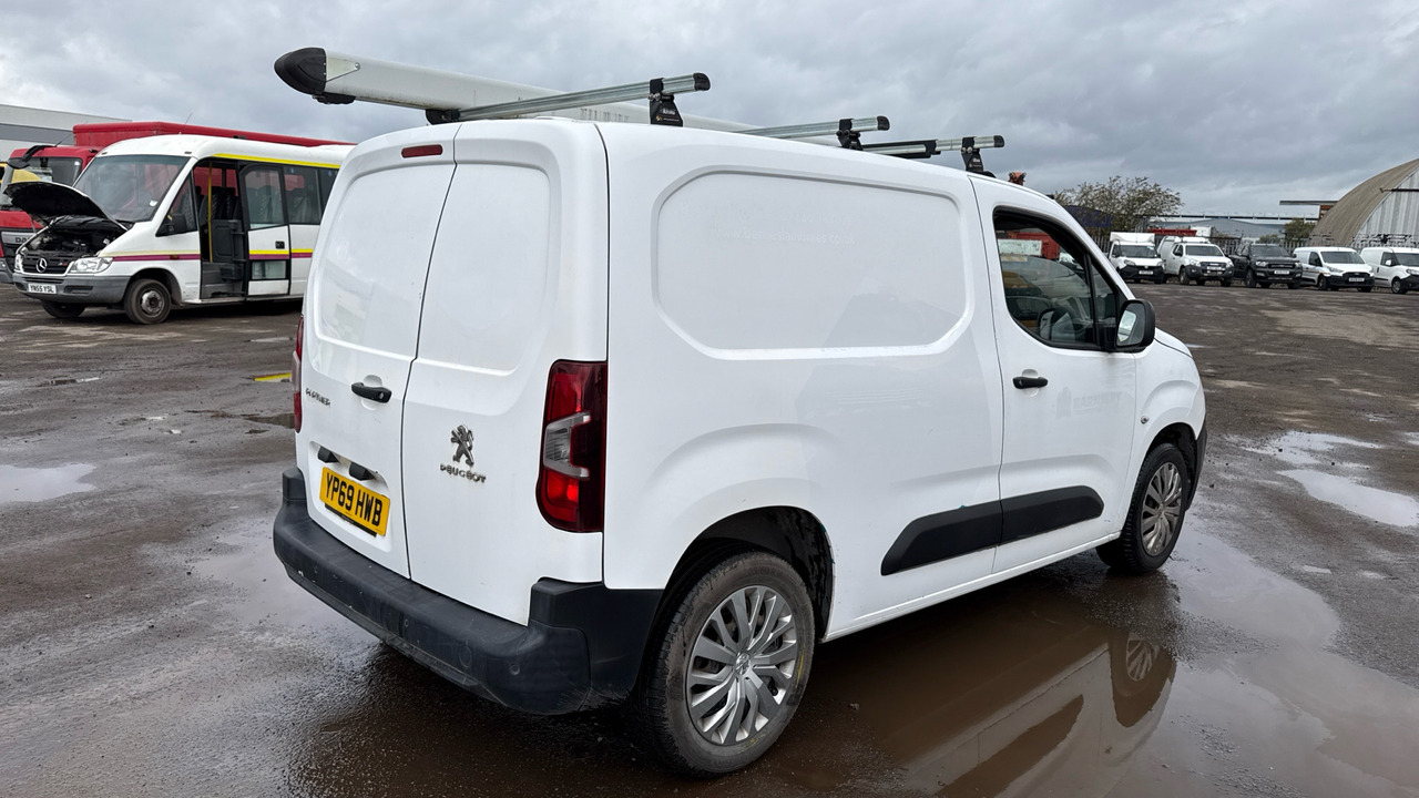 PEUGEOT PARTNER 1000 1.5 BlueHDi 100PS - Malá dodávka: obrázok 4 PEUGEOT PARTNER 1000 1.5 BlueHDi 100PS - Malá dodávka: obrázok 4