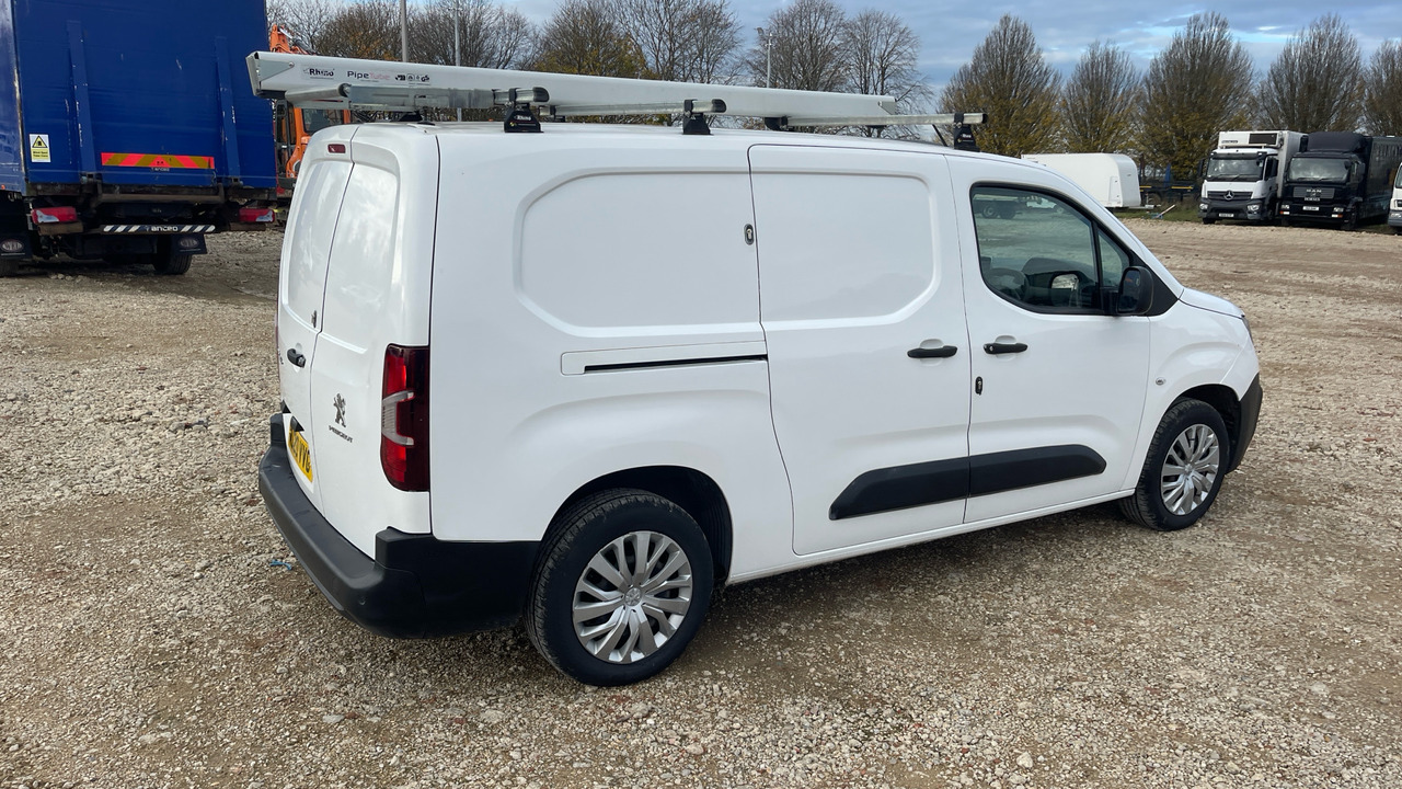 PEUGEOT PARTNER 850 1.5 BLUE HDI 100PS - Malá dodávka: obrázok 4 PEUGEOT PARTNER 850 1.5 BLUE HDI 100PS - Malá dodávka: obrázok 4