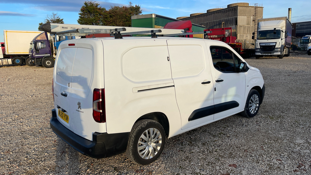 PEUGEOT PARTNER 850 1.5 BLUE HDI 100PS - Malá dodávka: obrázok 4 PEUGEOT PARTNER 850 1.5 BLUE HDI 100PS - Malá dodávka: obrázok 4