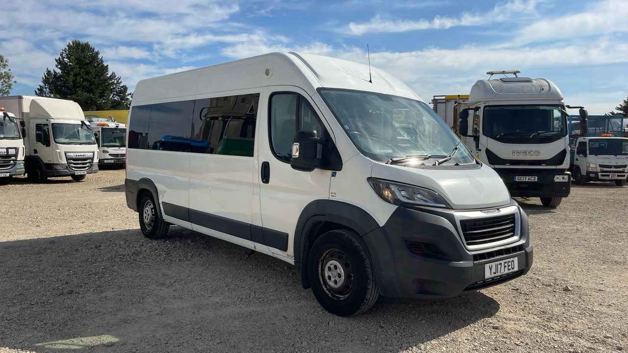Peugeot Boxer 435 2.0 BLUE HDI 130PS - Sanitka: obrázok 1 Peugeot Boxer 435 2.0 BLUE HDI 130PS - Sanitka: obrázok 1