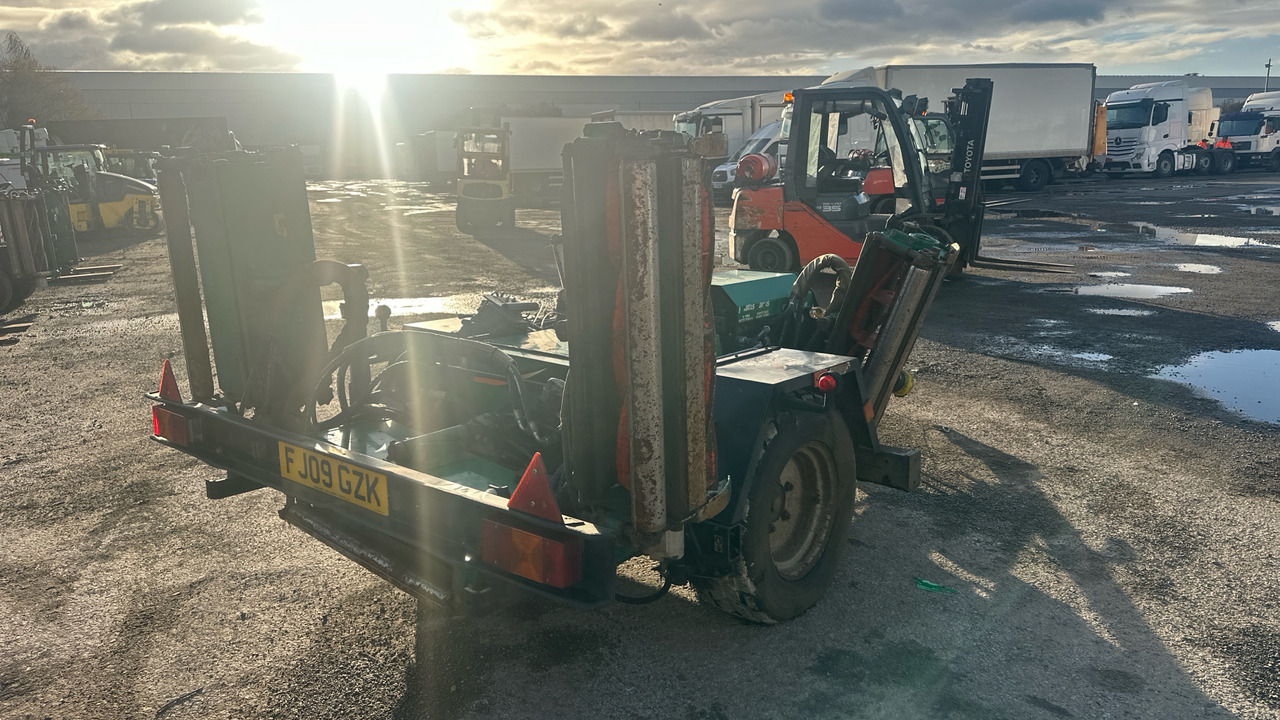 RANSOMES TG3400 8K - Záhradná kosačka: obrázok 4 RANSOMES TG3400 8K - Záhradná kosačka: obrázok 4